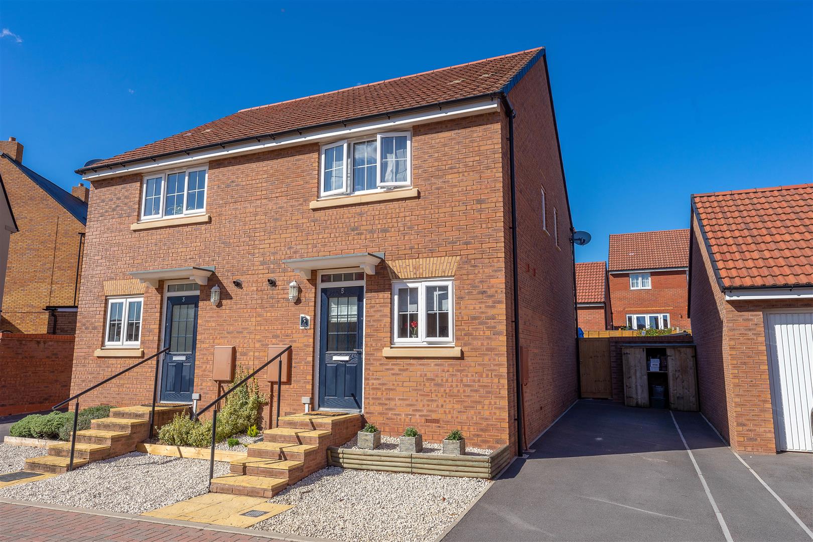 2 bed House For Sale in Taunton, Somerset